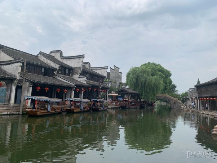 黄金AK闯迷宫